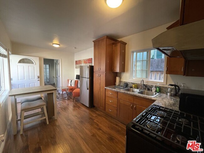 Photo - 1141 24th St