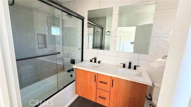 Photo - 1418 Cloverdale Ave