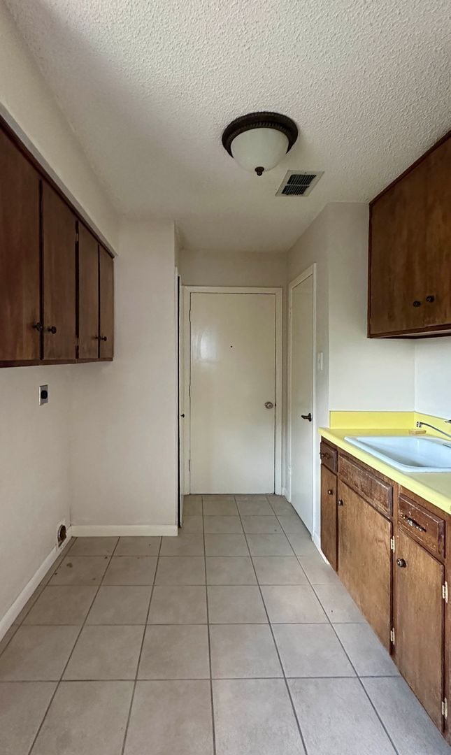 Photo - 3/2 in Northern Hills!!!