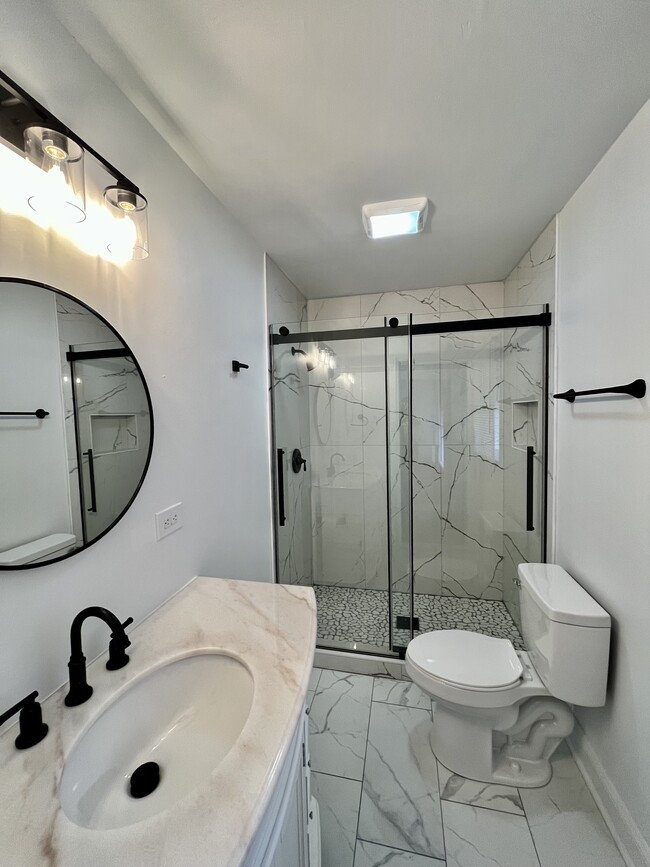 Photo - 2038 Tyvola Rd