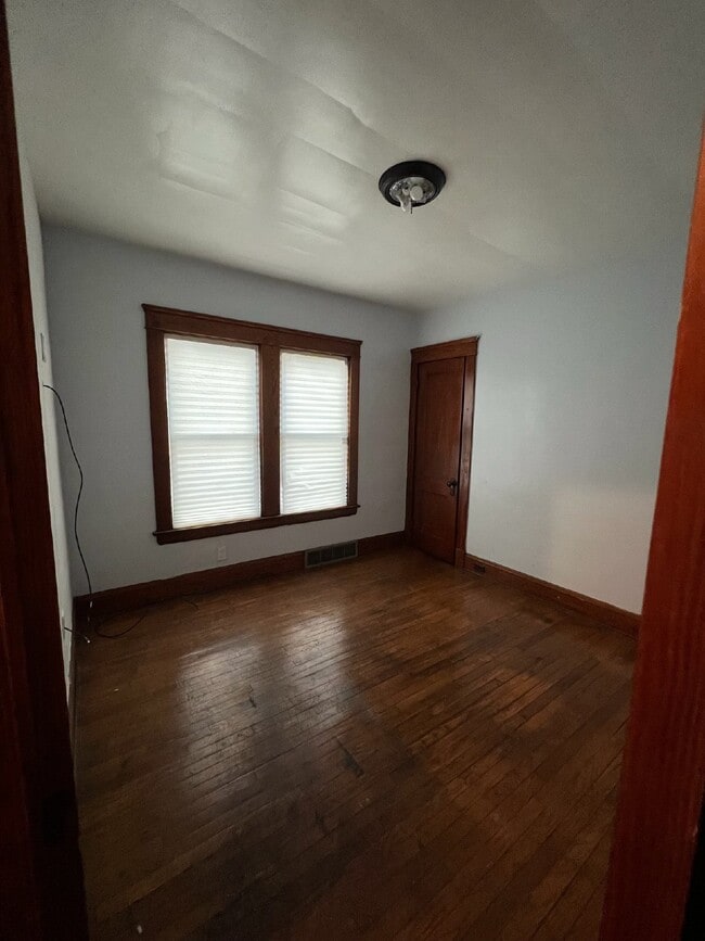 Photo - 2 Bedroom Vouchers Accepted! Apartment