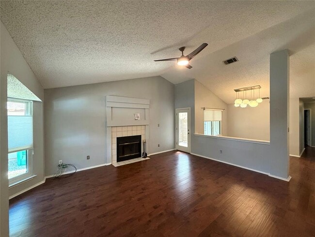 Photo - 2305 Rick Whinery Dr