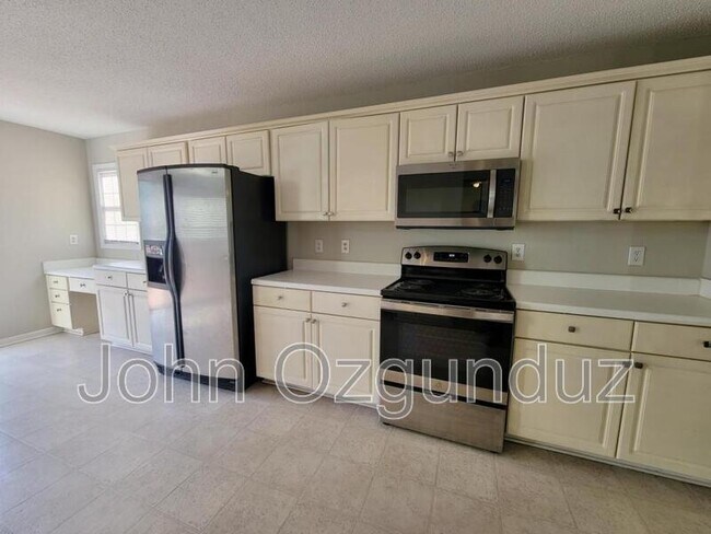 Photo - 709 Cattail Cir