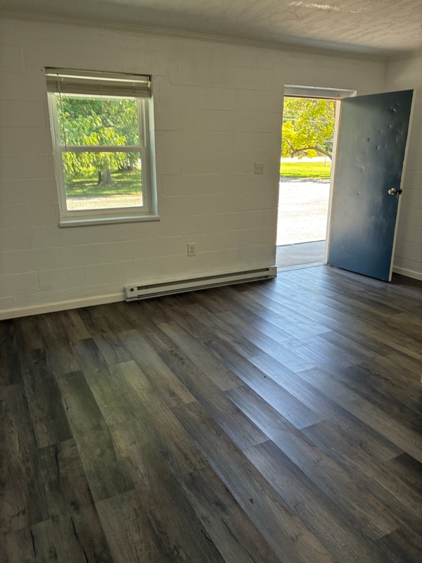 Building Photo - 601 N Main St Rental