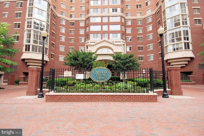 Building Photo - 2181 Jamieson Ave Unit 604