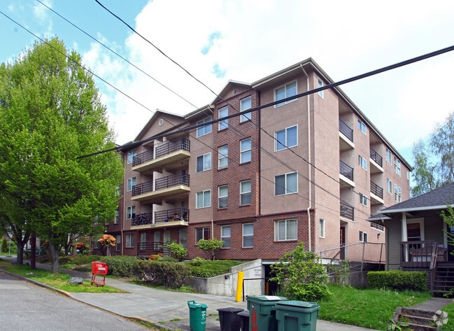Building Photo - Cedar Apartments