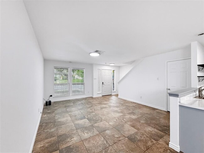 Photo - 9215 Rowlands Sayle Rd