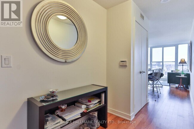 Photo - 320 Richmond St E Unit 1201