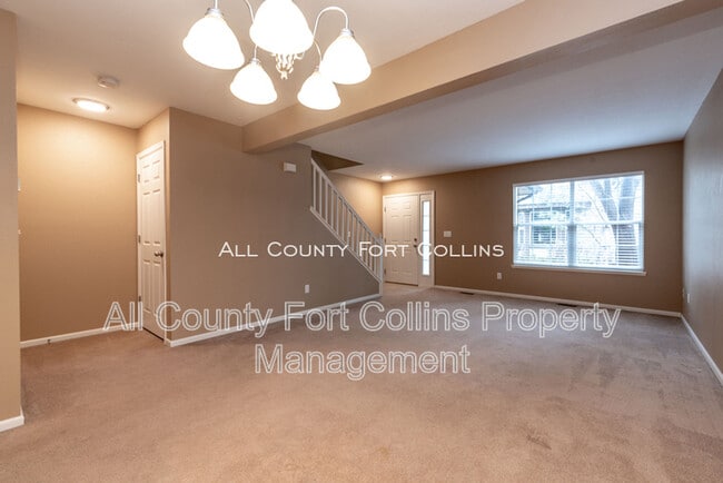 4521 Starflower Dr