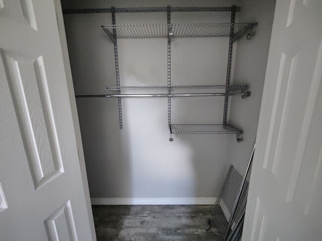 Photo - North Hills, North Park, Allison Park - 2 Bedroom Duplex!