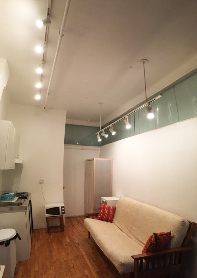 Photo - 169 Mercer St Unit 1