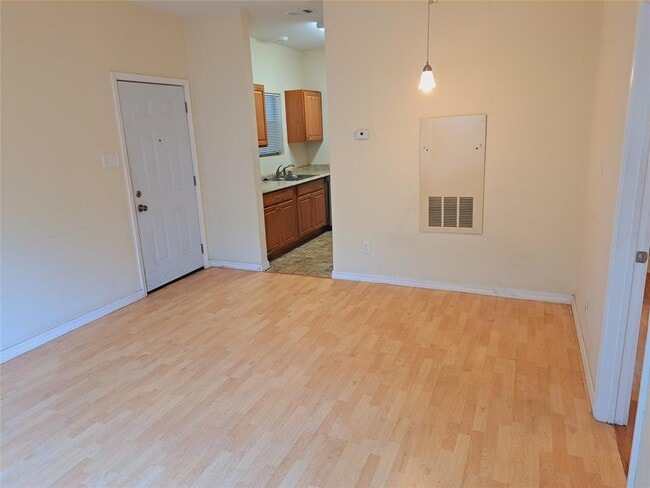 Photo - 12166 Metric Blvd Unit 142-Bldg 12