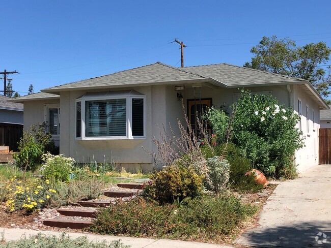 Building Photo - 5707 Candlewood St Unit FRONT Rental