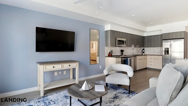 707 S Farmer Ave Unit 4013