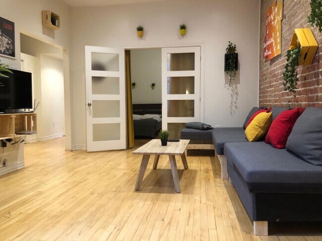 Photo - 4619 R. Saint-Denis Unit ID1061580P