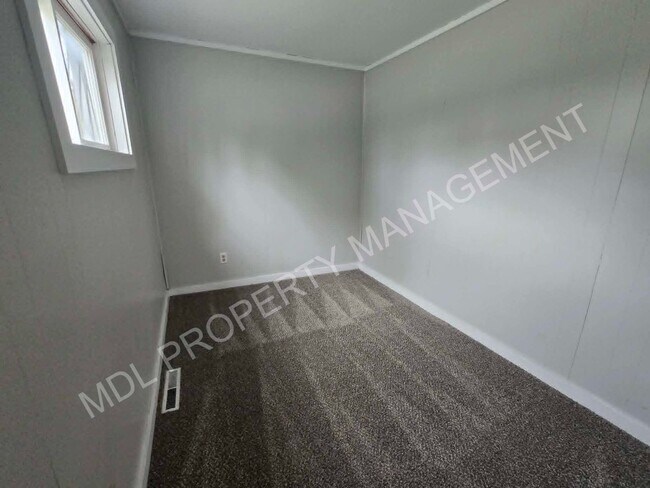 Photo - Spacious 3-Bedroom Home in Saginaw