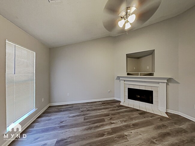 Photo - 5612 Kaitlyn Dr W