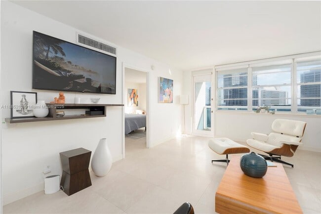 Photo - 6770 Indian Creek Dr Unit 9R