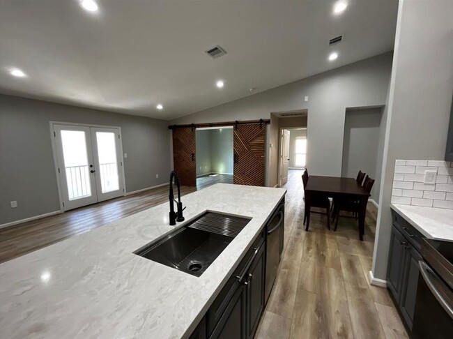 Photo - 2425 Augusta Dr Unit 44