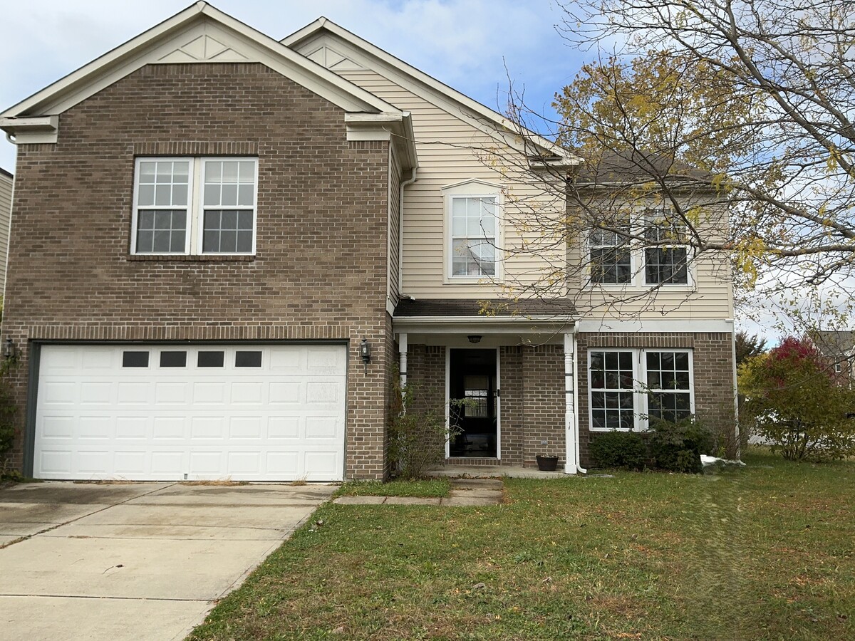 Photo - 612 Classic Ln