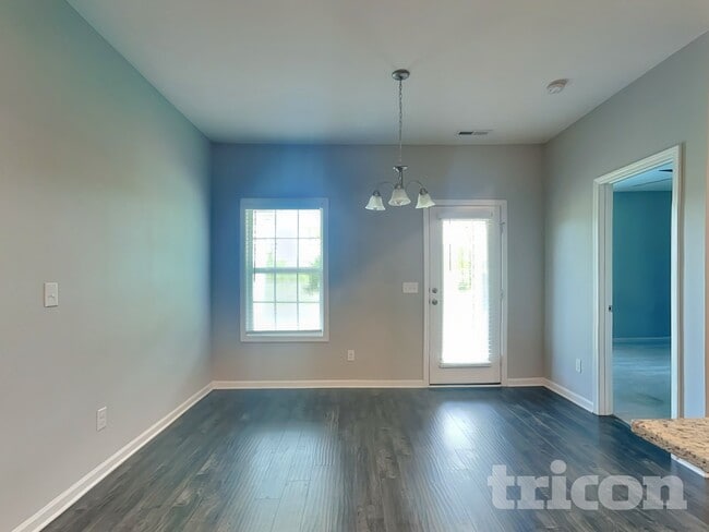 1008 Cyril Dr