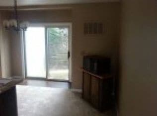 Photo - 932 Grantham Rd