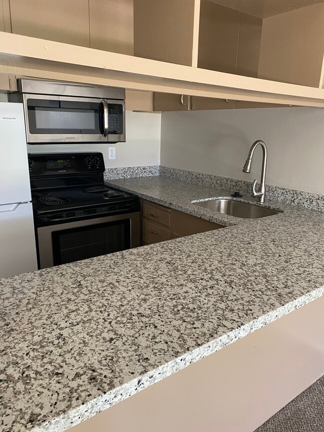 Photo - Fulton Villa Apartments