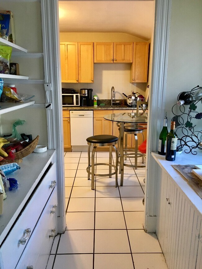 Photo - 91 Wallingford Rd Unit 3