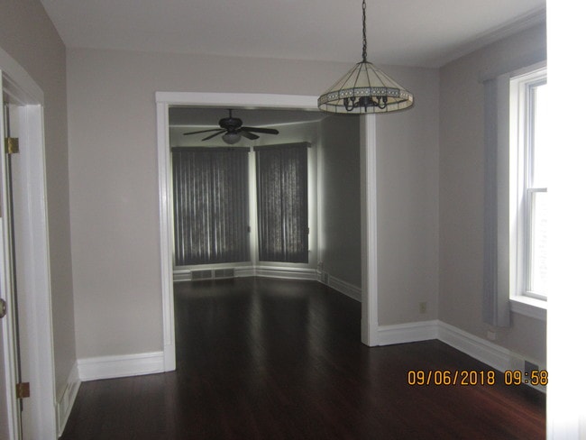 Building Photo - 4739 N Kildare Ave Unit 1 Rental