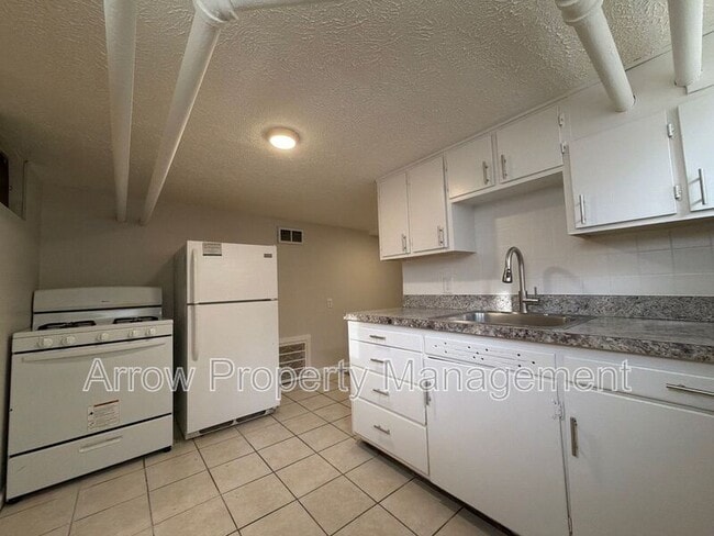 Building Photo - 1979 South St Unit 3