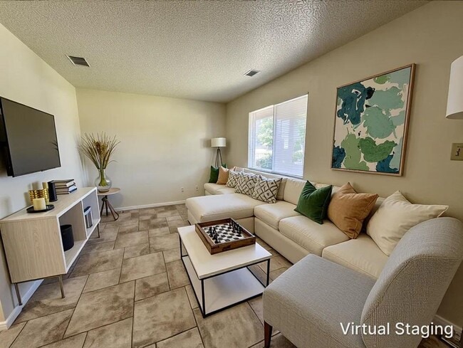Photo - 2211 Cascade Dr Unit C