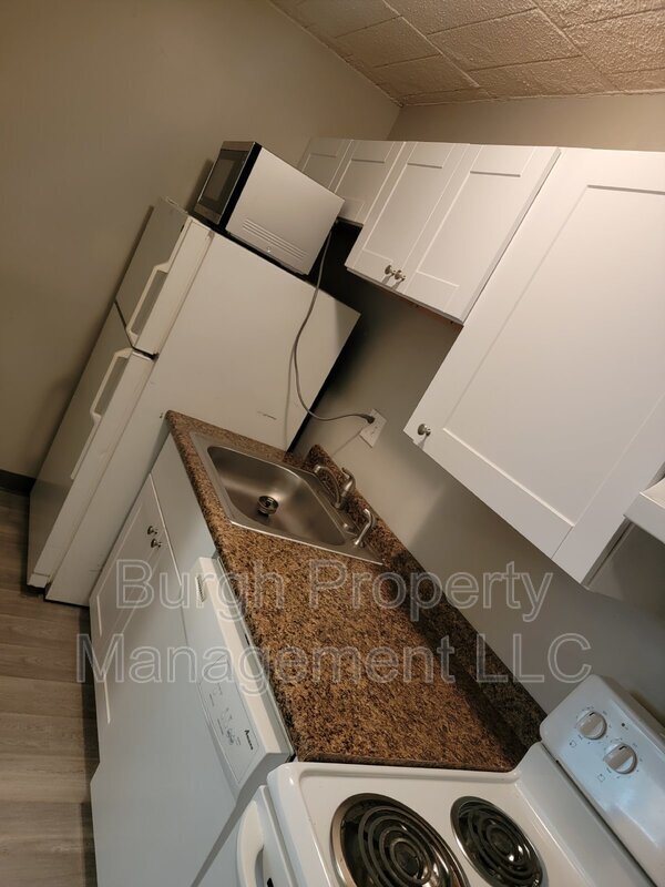 Photo - 634 Southcrest Dr