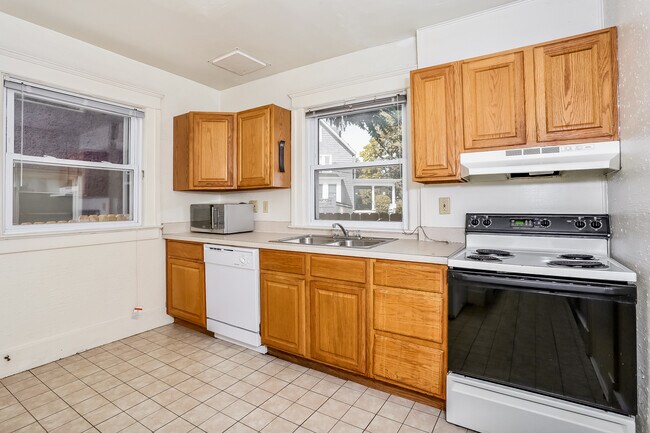 Photo - 1329 S University Ave Homes