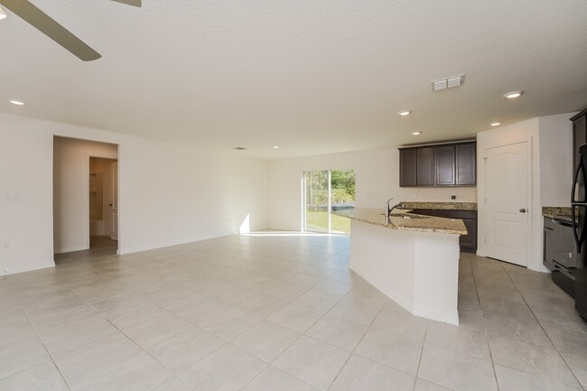 Photo - 1167 Walden Blvd SE