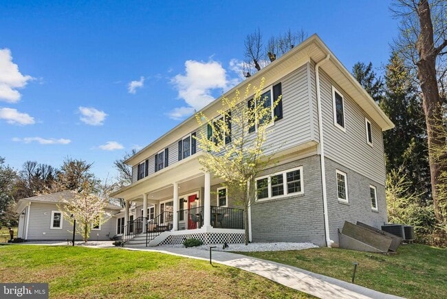 Photo - 3803 Estel Rd