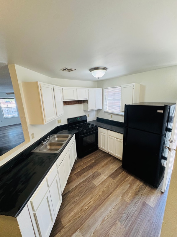 Photo - 1141 Ranger St