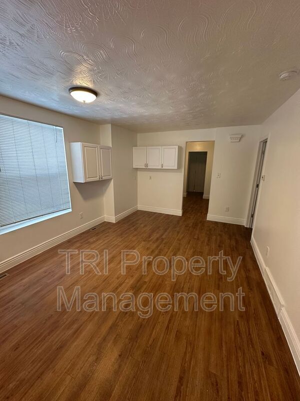 Photo - 1522 9th Ave