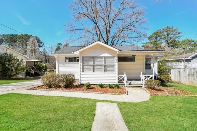 Building Photo - 1008 Minor Dr