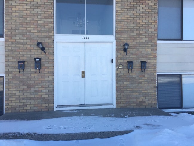 Building Photo - 1444 Lynn Ave Unit 4