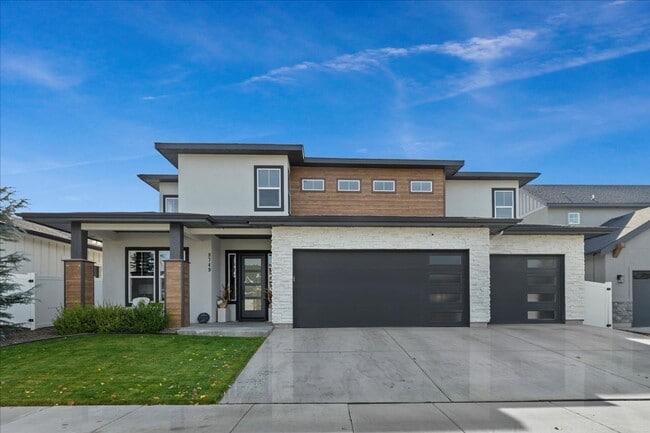 Building Photo - Gorgeous 4-Bedroom Home in Dry Creek Ranch...