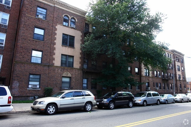 Photo - 4169 Parsons Blvd