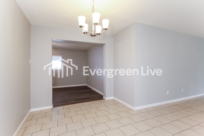 Photo - 3410 W Mariposa St