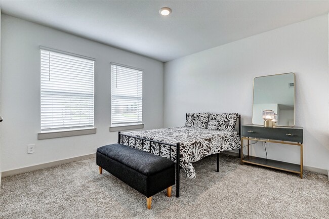Photo - 1731 William Scott St
