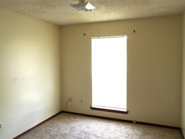 Photo - 7904 NW Terrace Hills Blvd