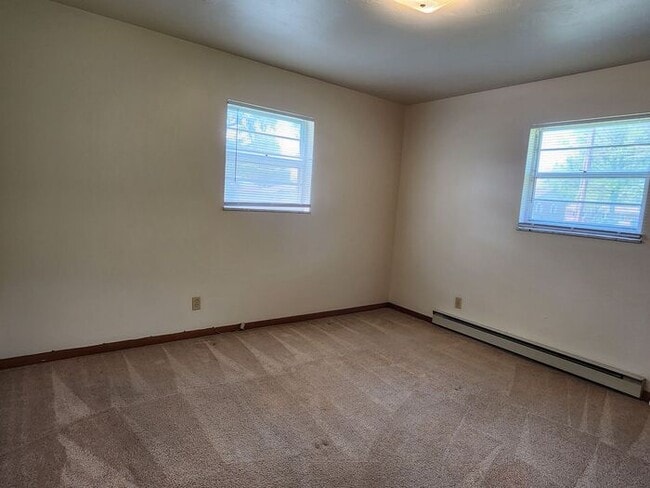 Photo - 2 Bed 1 1/2 Bath Duplex on Terre Hautes Northside