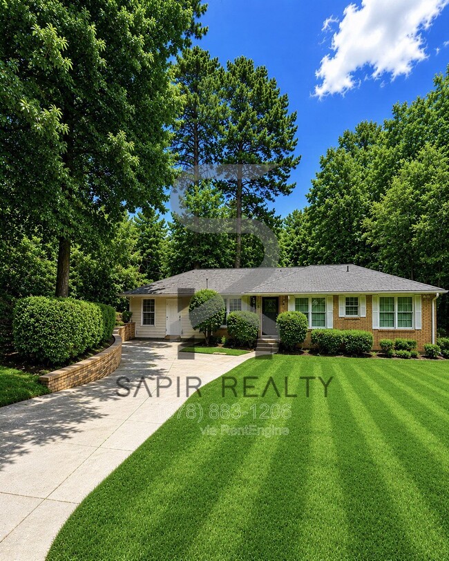 Building Photo - 1171 Arborvista Dr NE