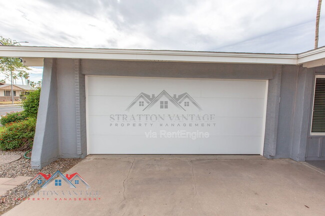 Photo - 2224 W Emelita Ave