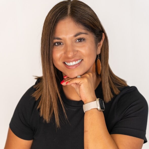 Yvonne Pena