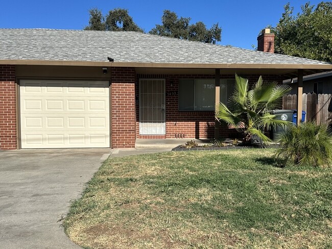Cute 2 bedroom, 1 bathroom duplex in Citru... - Cute 2 bedroom, 1 bathroom duplex in Citru... House