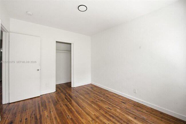 101 NW 74th St Unit 3